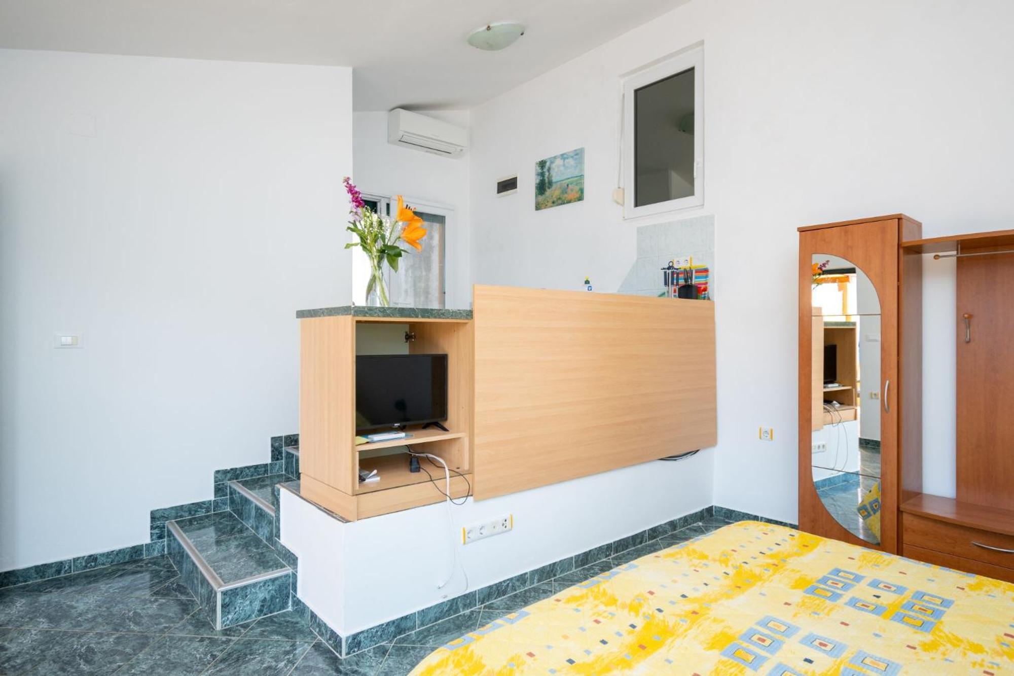 סאלי Apartmani Frka מראה חיצוני תמונה